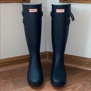 Matte Black Hunter Boots